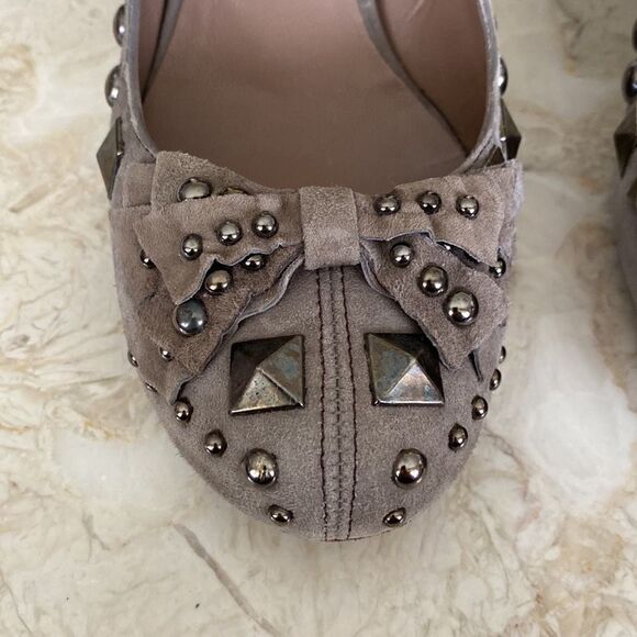 Pura Lopez Suede Block Heel Studded Pumps - Picture 7 of 12